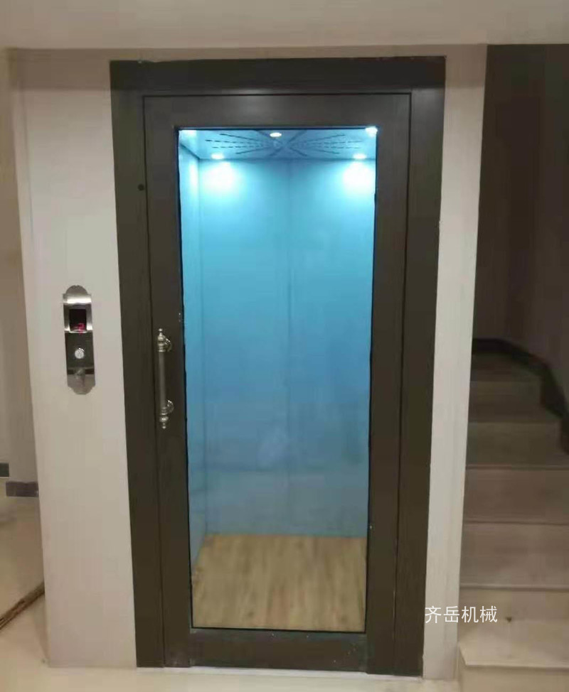 家用電梯