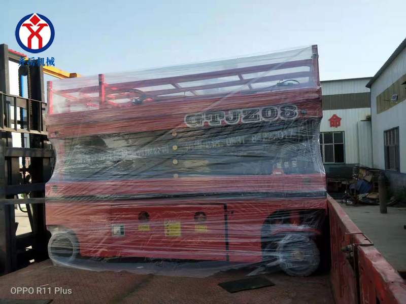 全自行8米升降平臺裝車發(fā)貨