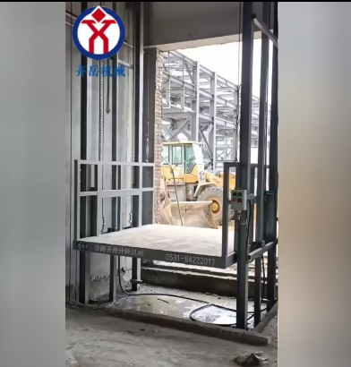 泰安寧陽磁窯鎮(zhèn)室內(nèi)三層防爆貨梯設(shè)備驗收